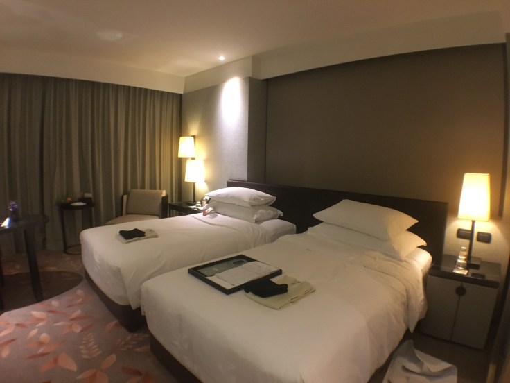 bangkok okura prestige bed entrance