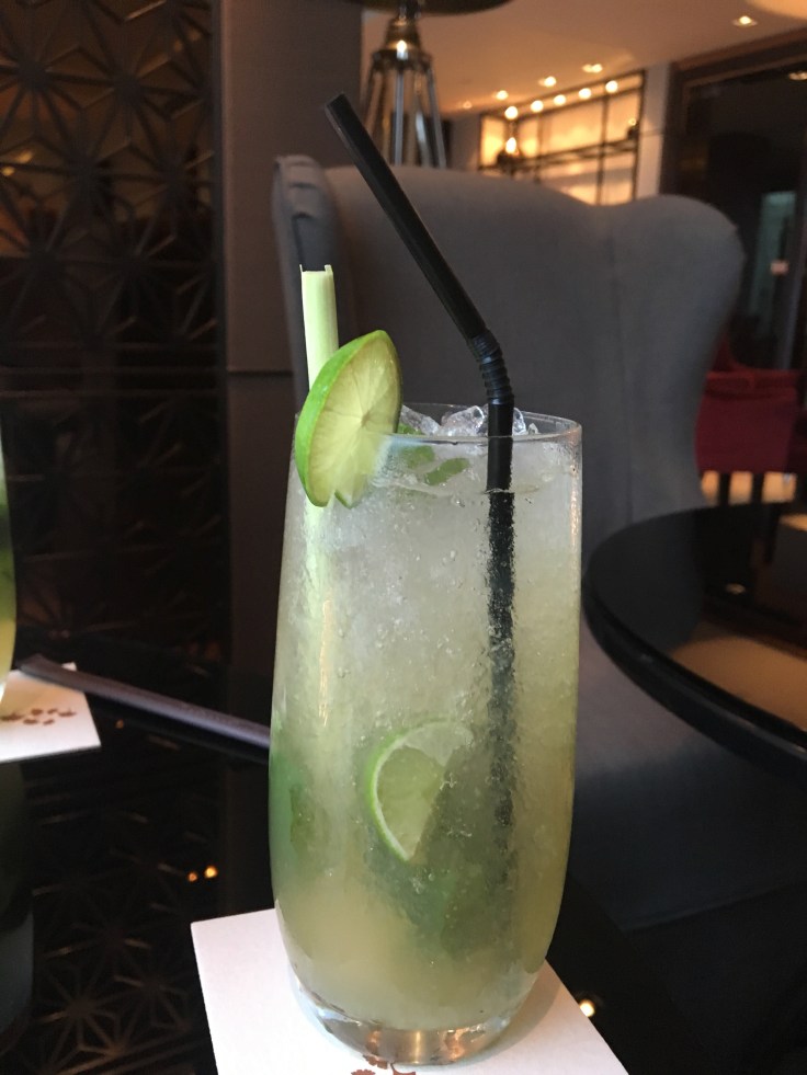 bangkok okura prestige club lounge cocktail