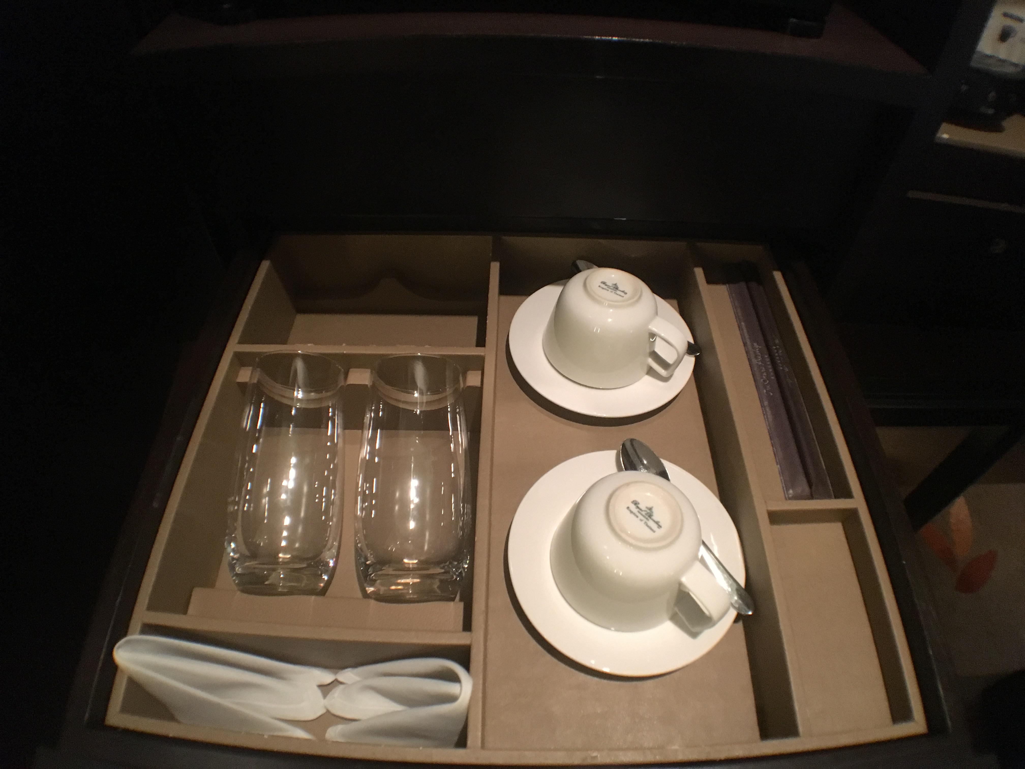 bangkok okura prestige minibar accessories.JPG