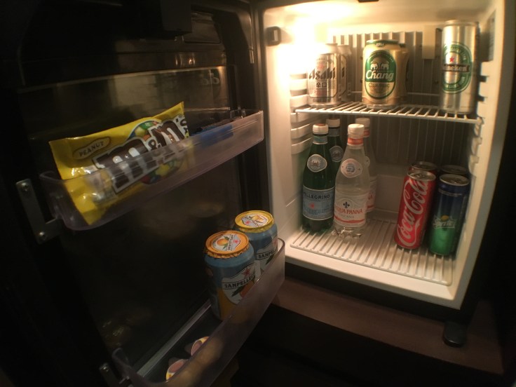 bangkok okura prestige minibar fridge.JPG