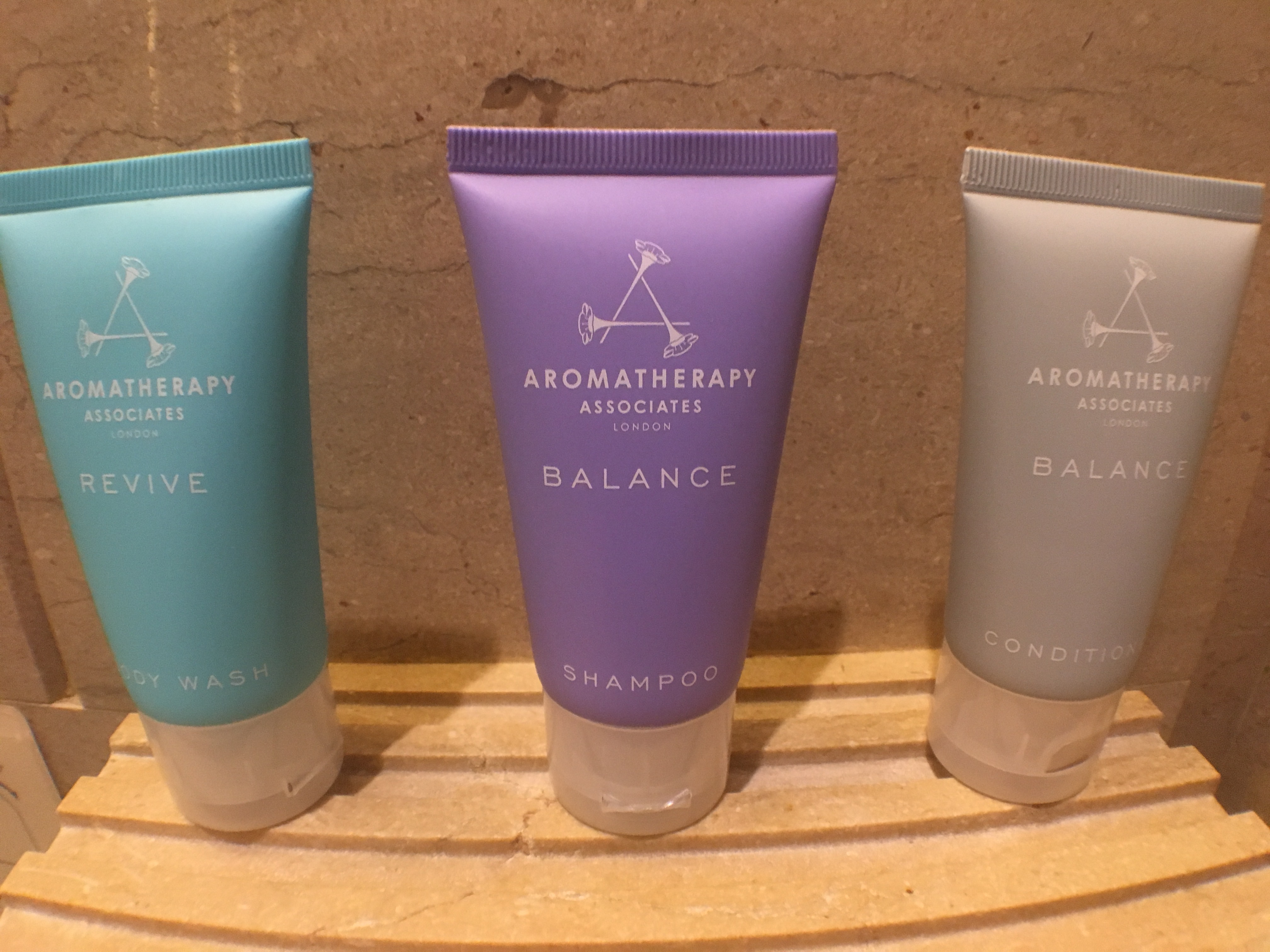 bangkok okura prestige toiletries.jpg