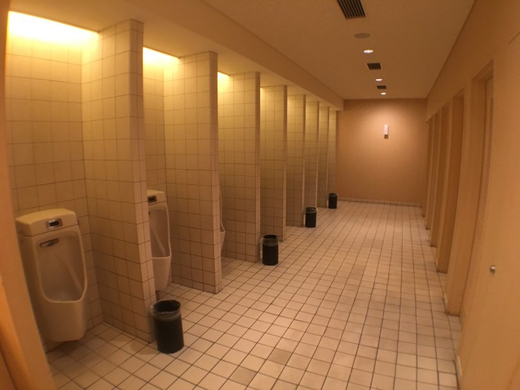 united club tokyo narita bathroom