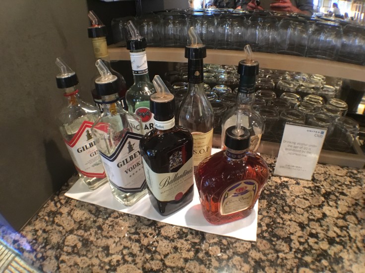 united club tokyo narita booze.jpg