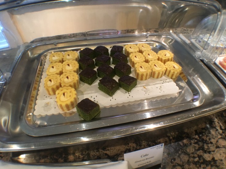 united club tokyo narita pastries