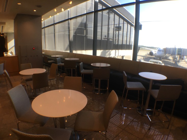 united club tokyo narita seating area