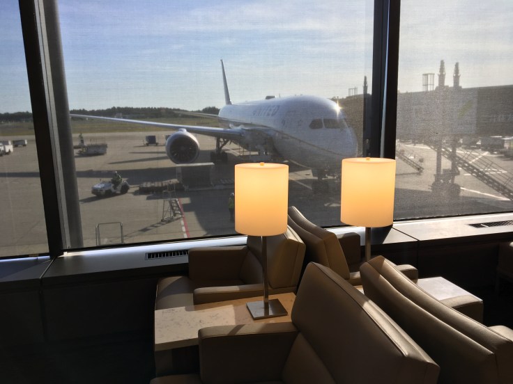 united club tokyo narita windows