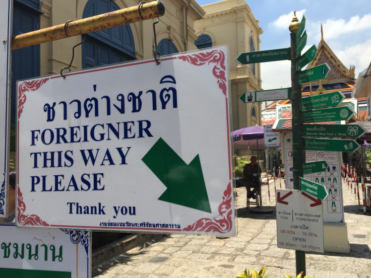 bangkok tour sign foreigners this way