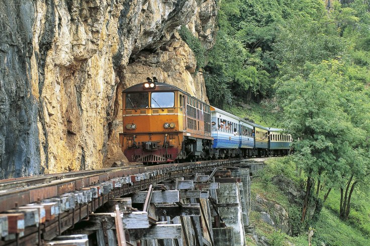 thai train.jpg