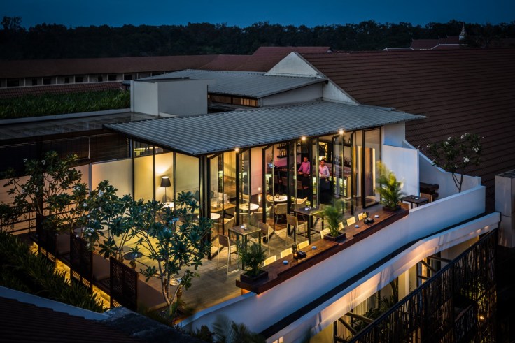 aviary hotel glide bar from roof