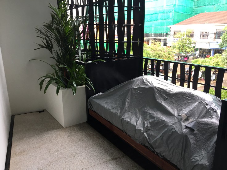 aviary hotel room balcony