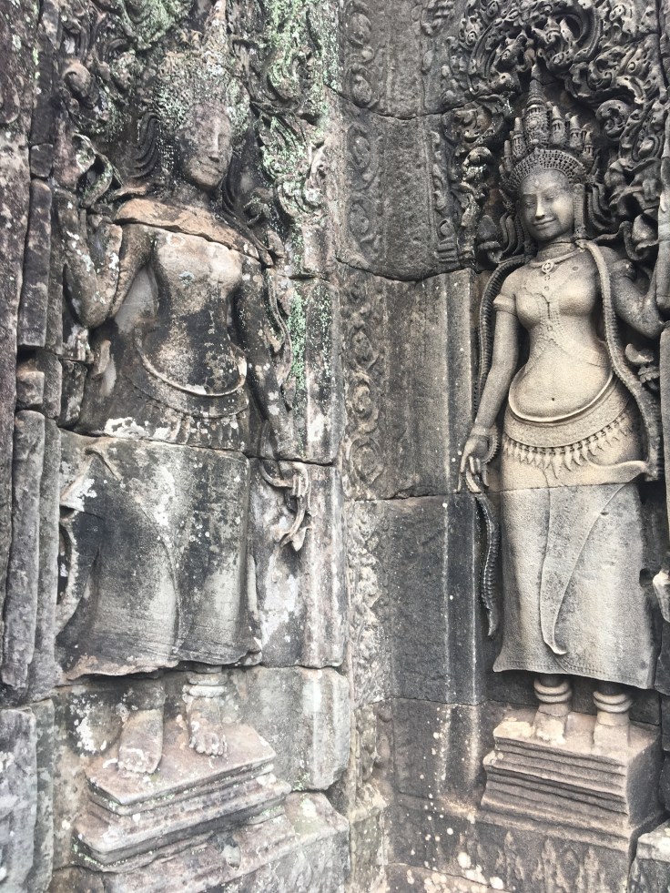 siem reap angkor wat bayon temple only female guard