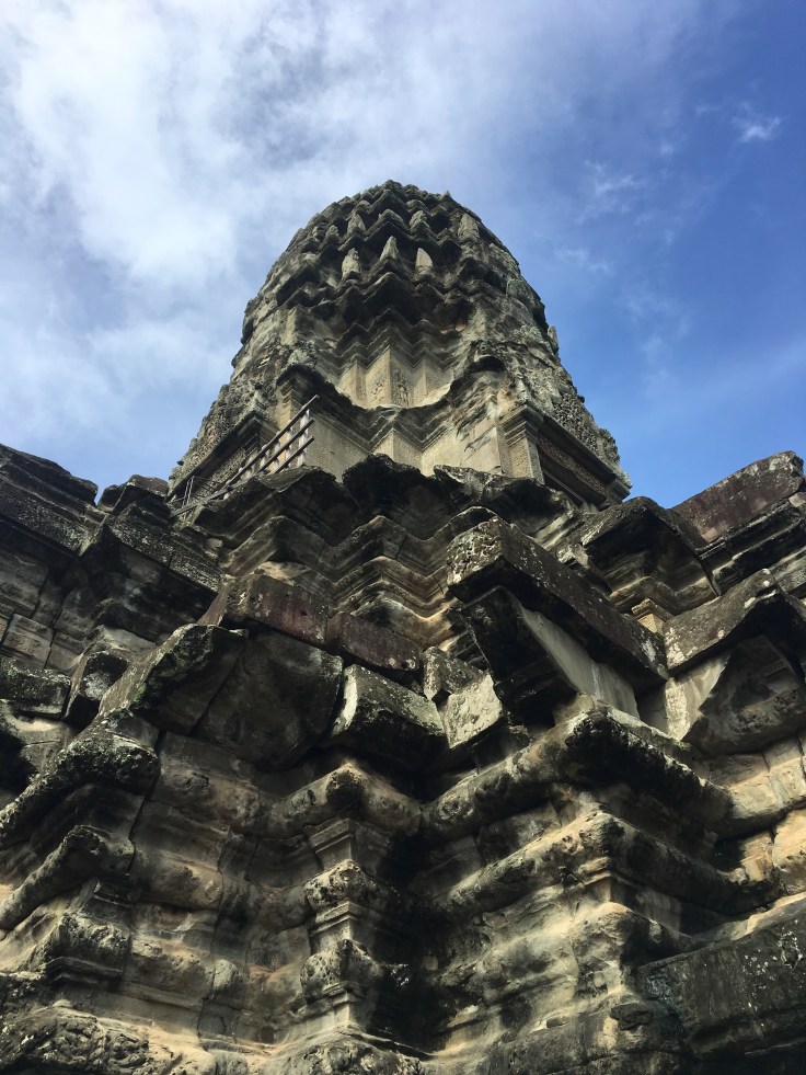siem reap angkor wat main temple tower view