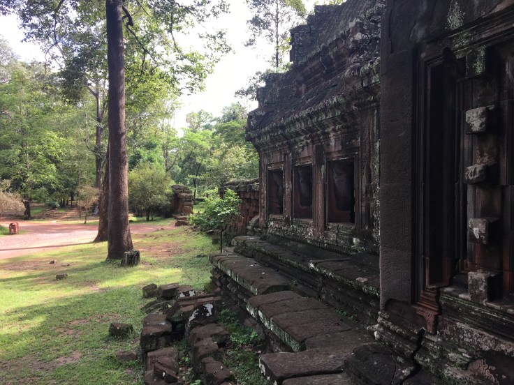 siem reap angkor wat rear temple pano