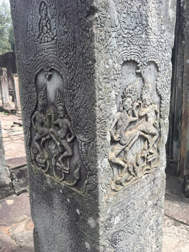 siem reap angkor wat stone carving bayon temple dancing