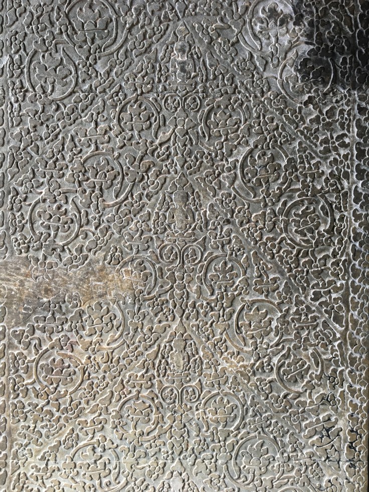 siem reap angkor wat stone carving main temple pattern