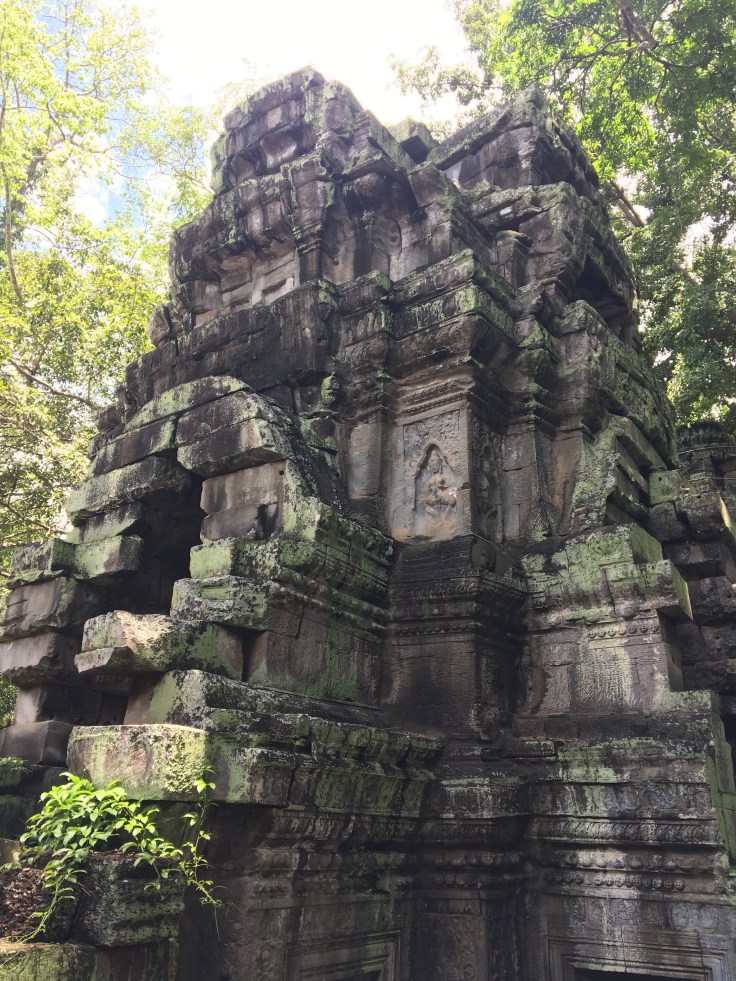 siem reap angkor wat ta prohm stupa