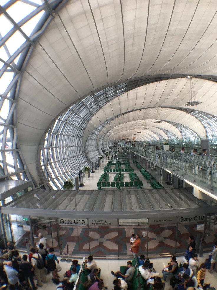 thai royal first lounge suvarnabhumi terminal