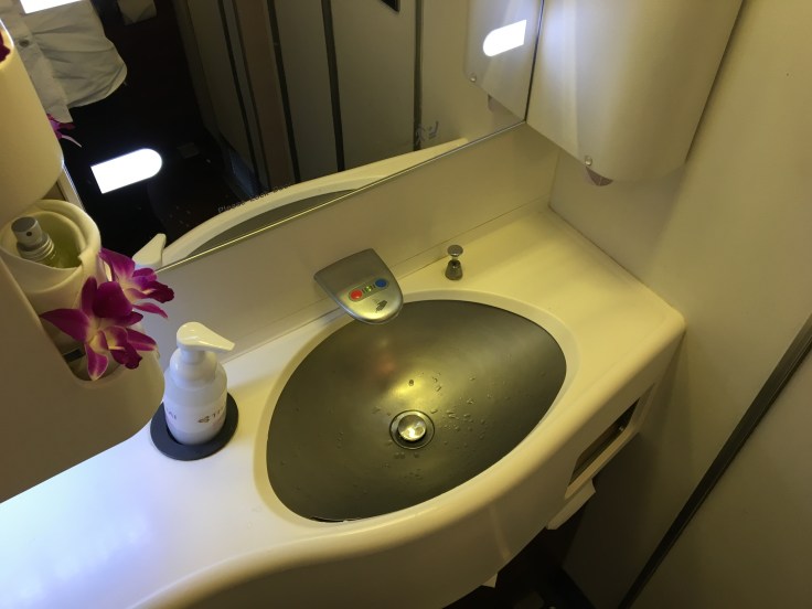 thai royal silk bathroom sink