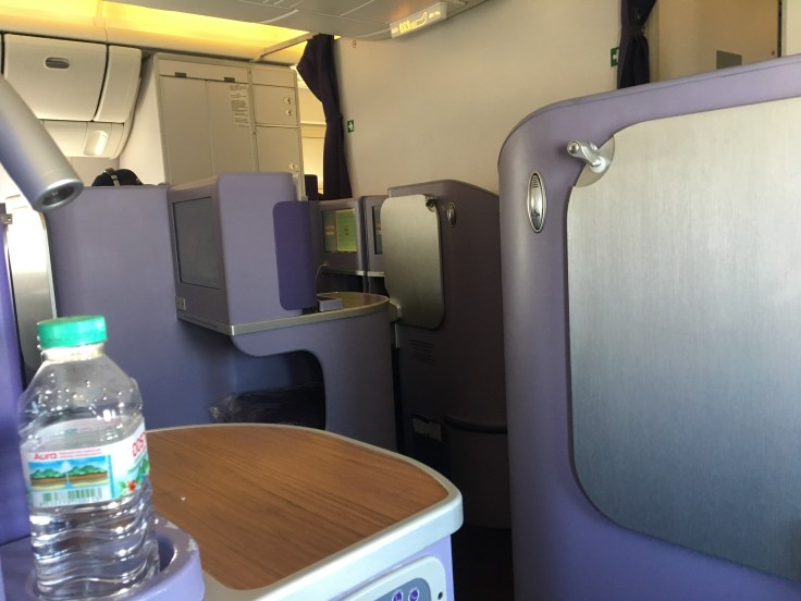 thai royal silk cabin privacy