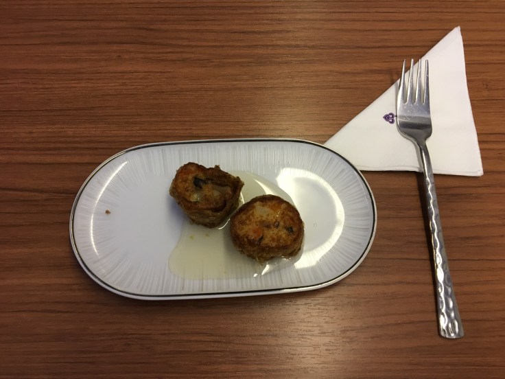 thai royal silk service amuse bouche