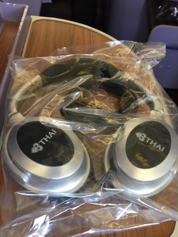 thai royal silk service headphones