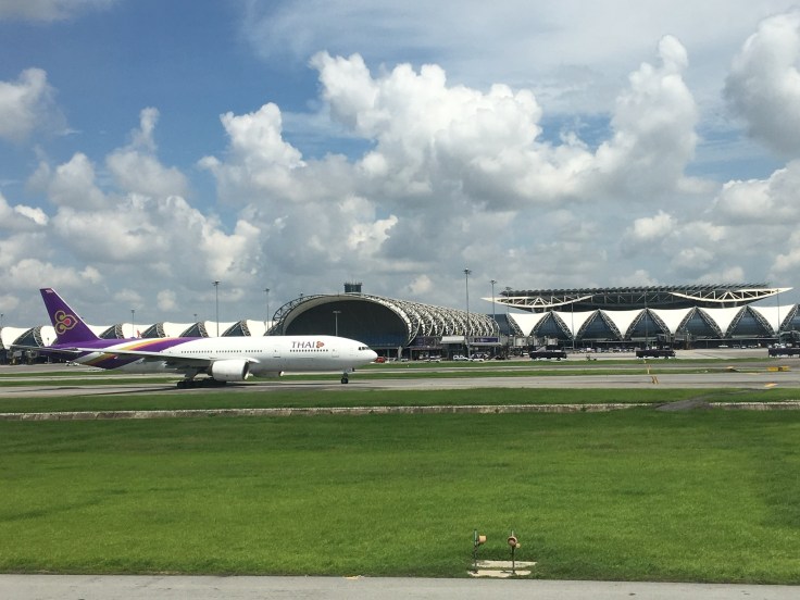 thai royal silk taxi roll