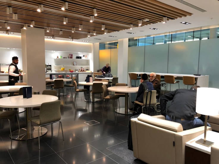 lhr arrivals lounge seating area 1