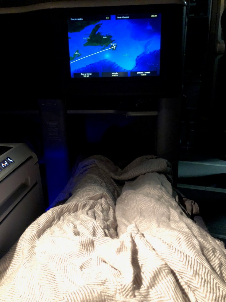united airlines polaris business diamond hard seat bed view