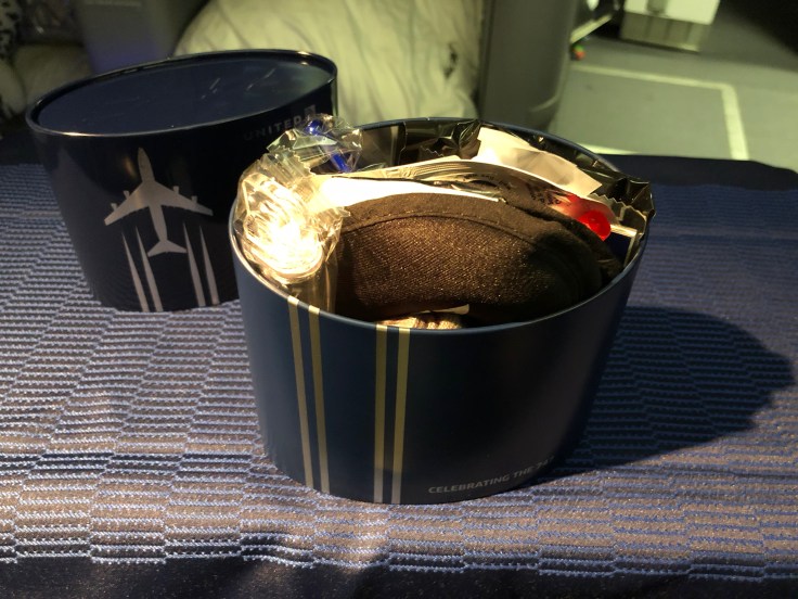 united airlines polaris business diamond soft amenity kit opened