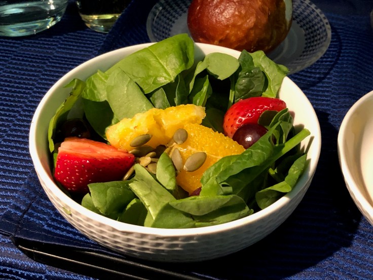 united airlines polaris business diamond soft dining salad