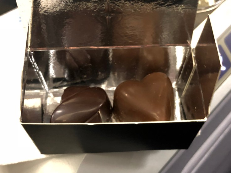 united airlines polaris business diamond soft predeparture chocolates