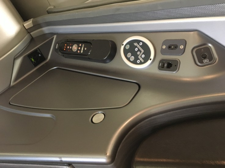 united polaris first hard extended arm rest