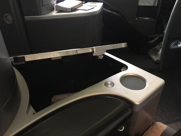 united polaris first hard side console storage