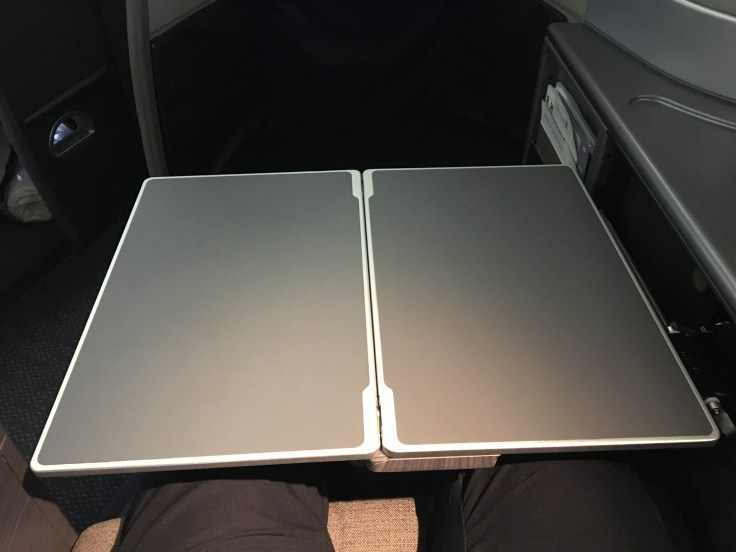 united polaris first hard tray table