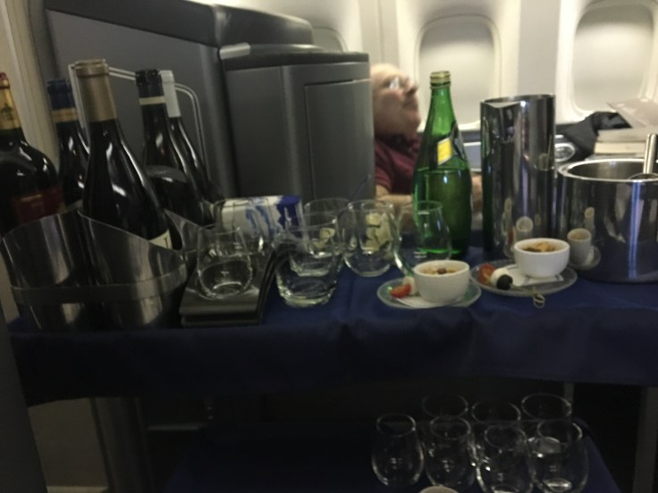 united polaris first soft wine flight
