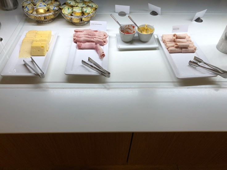 air france business salon cdg dining cold cuts