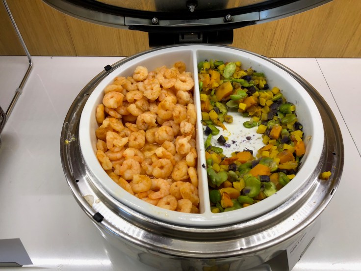 air france business salon cdg dining spread 7