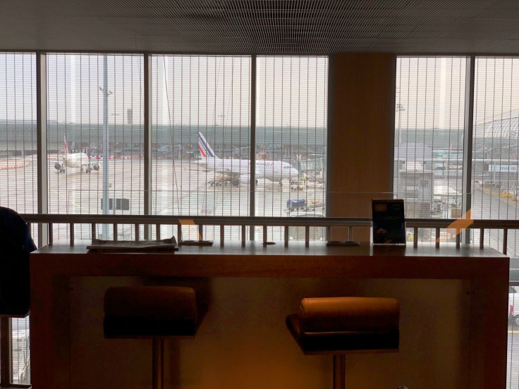 air france business salon cdg upstairs view