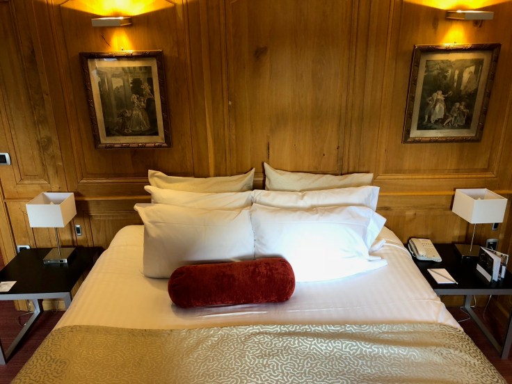 l'hermitage gantois lille room bedroom bed pillows