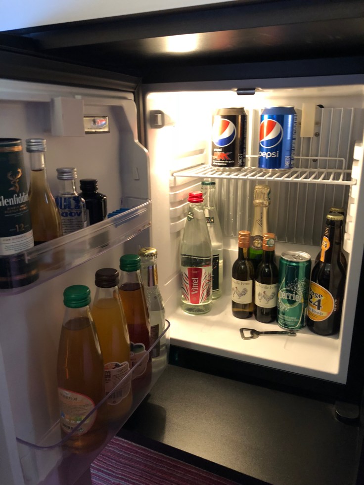 l'hermitage gantois lille room mini fridge open