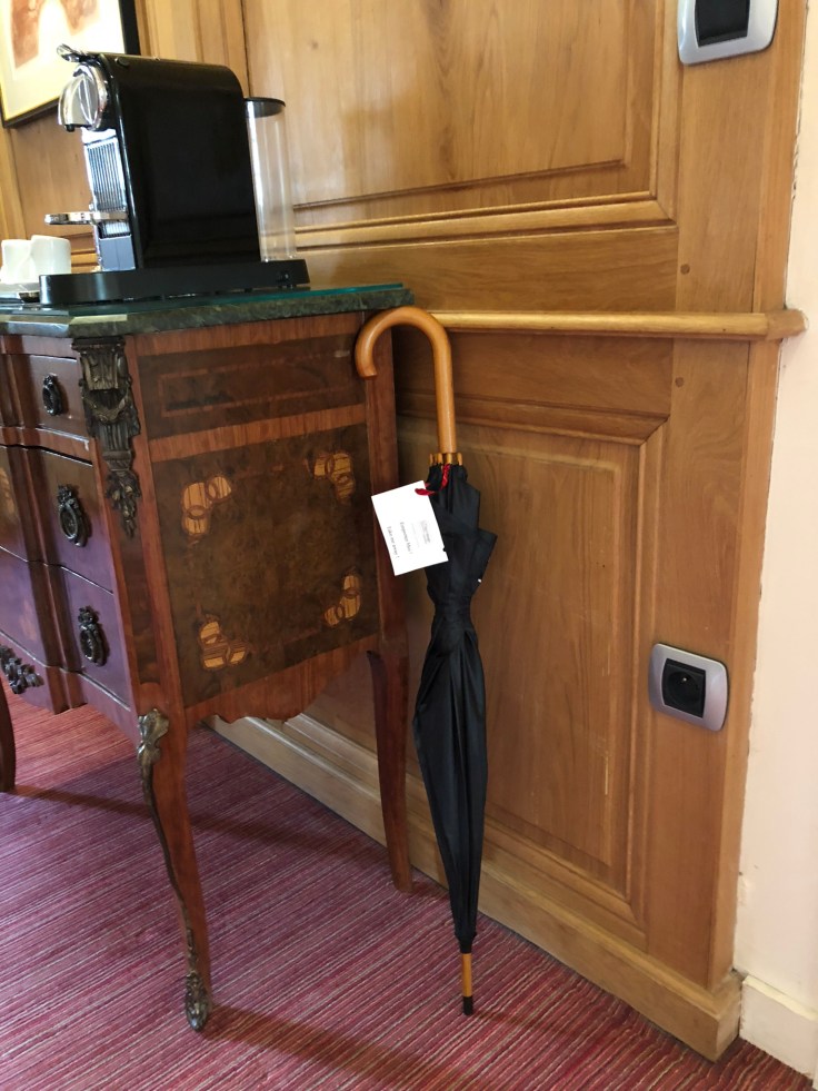 l'hermitage gantois lille room umbrella