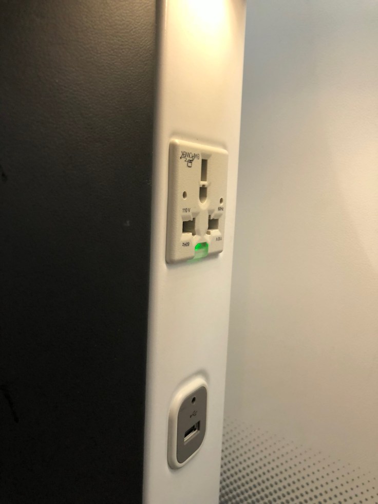 air france business hard seat plugs