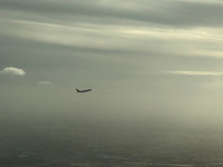 air france business view takeoff race