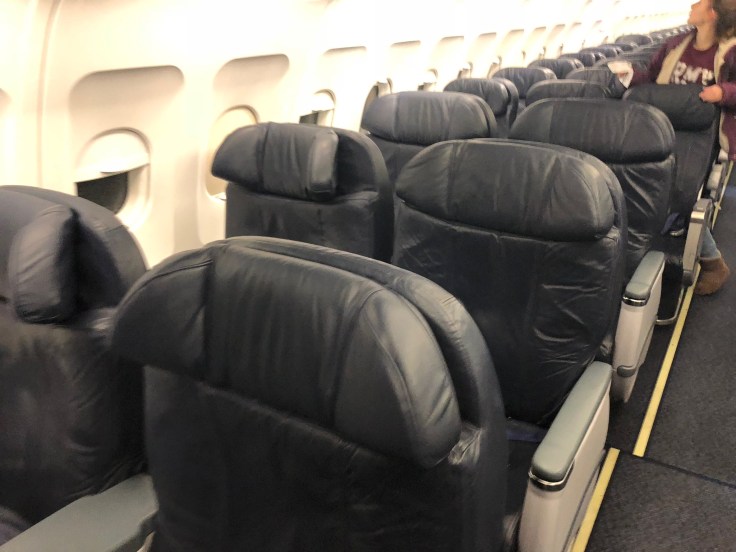 spirit airlines hard big front seats