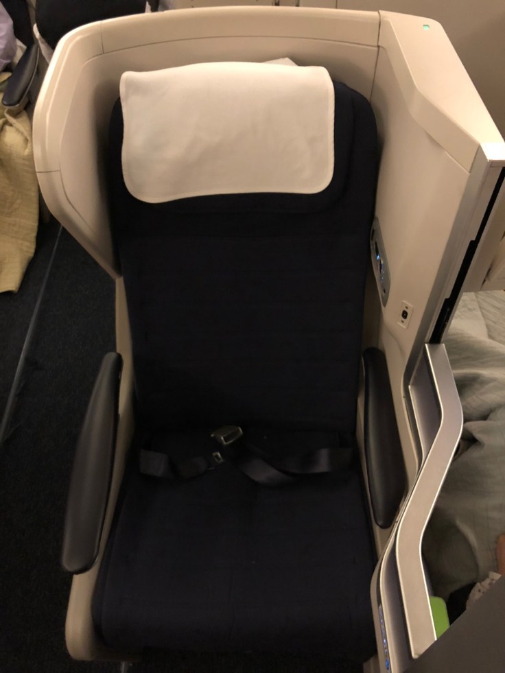 british airways club world hard seat alternate view