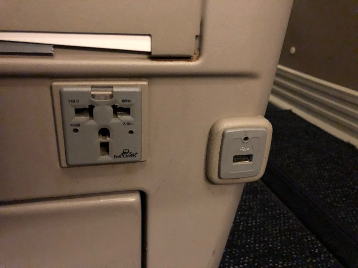british airways club world hard seat side column power