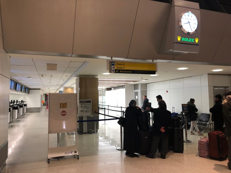 2019 iberia premium economy 01 jfk security