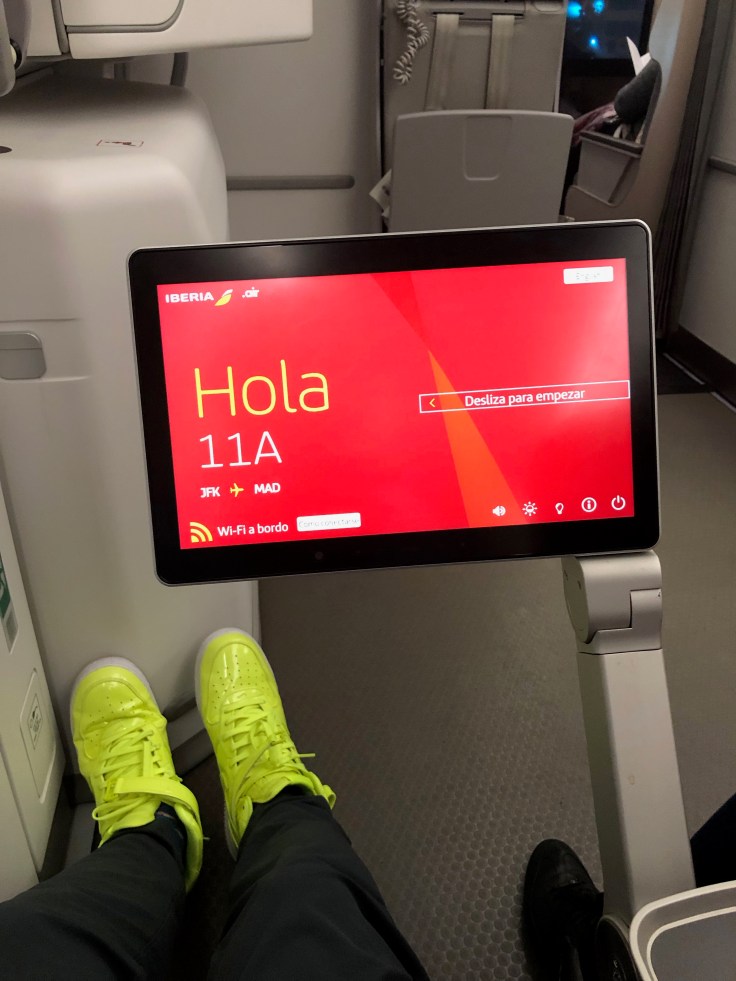 2019 iberia premium economy 03.5 ife extended seat