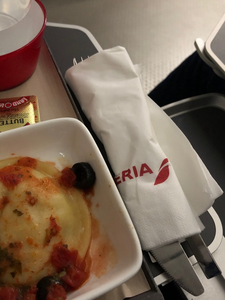 2019 iberia premium economy 06 01 dinner utensils unpackaged