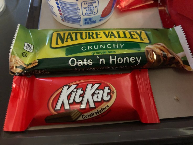 2019 iberia premium economy 06 02 breakfast bars